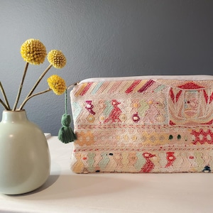Artisan-made Cosmetic Bag. Made in Guatemala by Mayan Weavers from a vintage huipil. Slow Fashion. Gift idea.