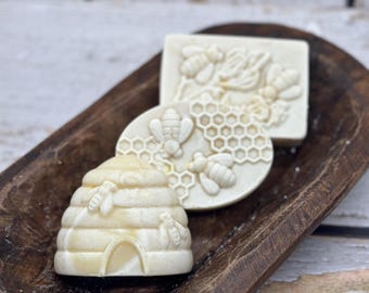 Honey & Bee Pollen Soap – Cold Process | Natural Handmade Soap Bar | Raw Honey, Cocoa Butter and Bee Pollen | Moisturizing and Gentle