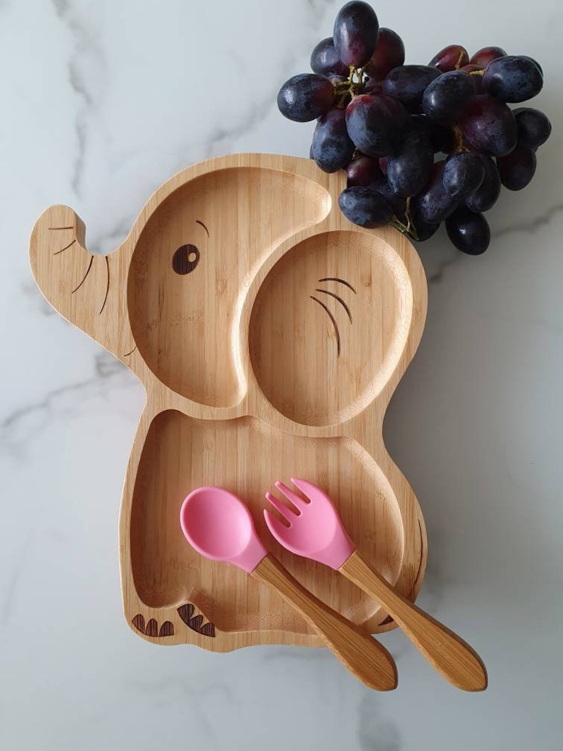 Assiette en bambou personnalisée avec ventouse, couverts pour enfants, couverts en bois pour bébé, vaisselle pour enfants de Noël, cadeau pour bébé, anniversaire, baptême image 5