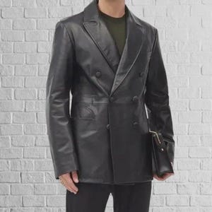 Men&#39;s Black Lambskin Leather Blazer: Soft Genuine Button Coat