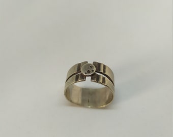 Vintage Sterling Silver Ring - Handmade Jewelry