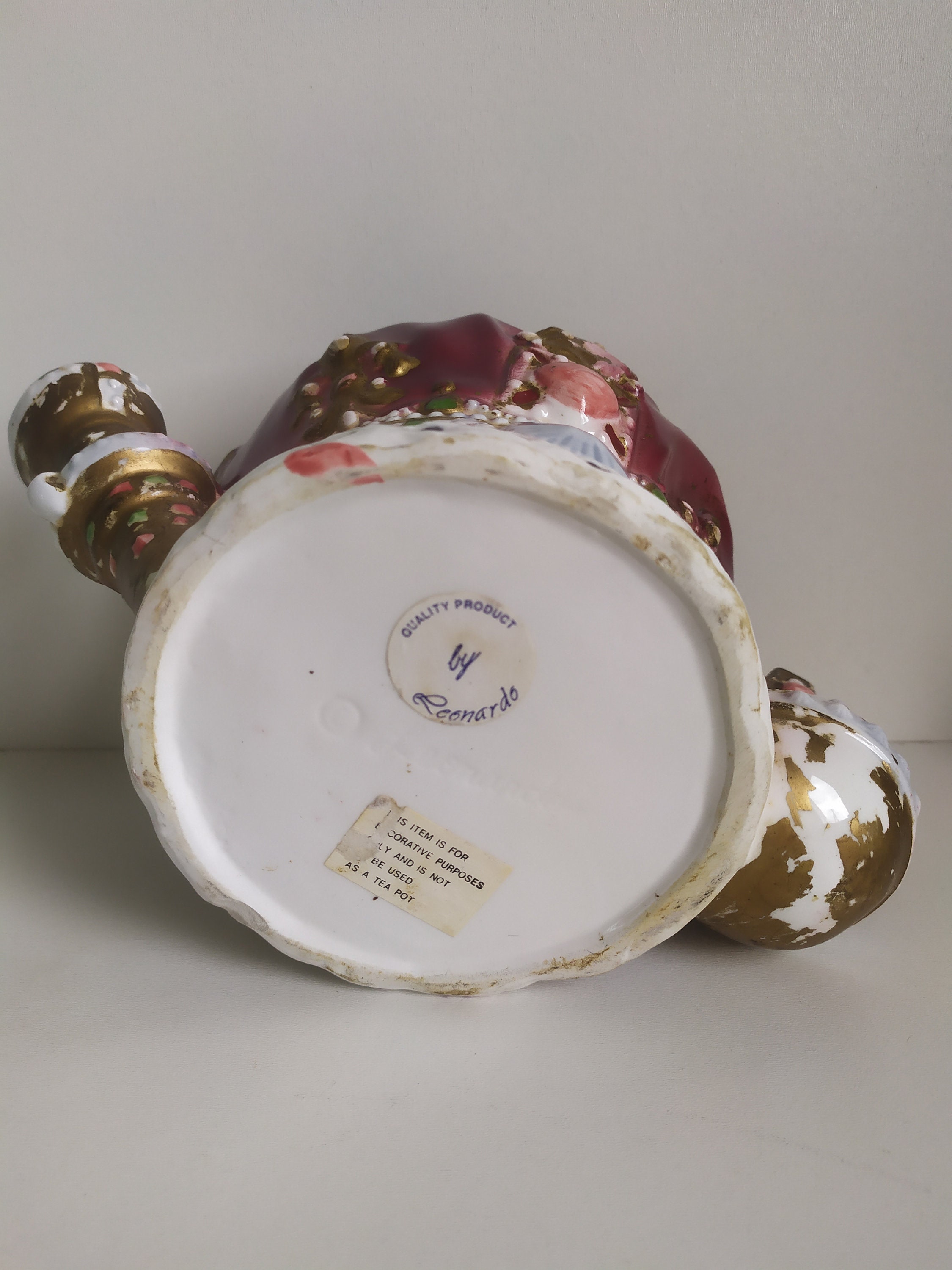 Vintage Leonardo / Crown / Handpainted / Novelty / Teapot / Decorative