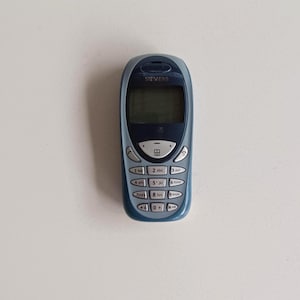 Vintage Siemens C55 Mobile Phone - Retro Design