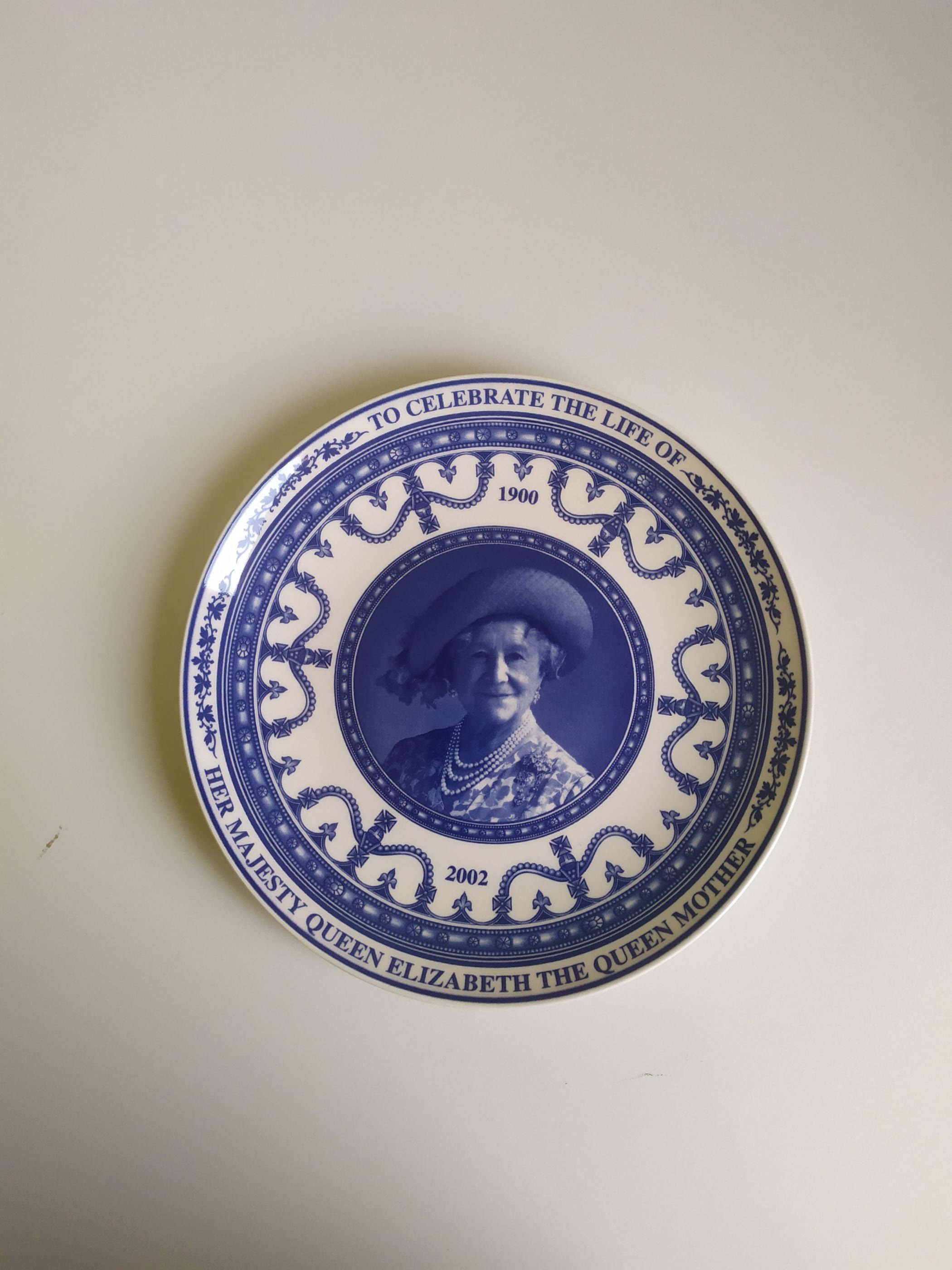 Queen mother plate - Etsy 日本