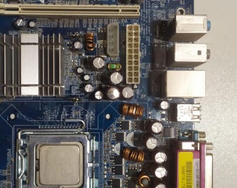 Kit PC Vintage Socket 478 – Carte Mère Intel, Pentium 4 2.66 GHz, 1 Go DDR1 – Testé Sous Windows 98SE