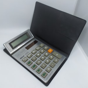 Vintage Ibico 070S Calculator (1985) - Solar Powered, 8-Digit Display, Tested, Retro Collectible