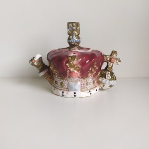Vintage Leonardo / Crown  / Handpainted / Novelty / Teapot / Decorative / Display / Ornament / Decor / Collectible / Vintage