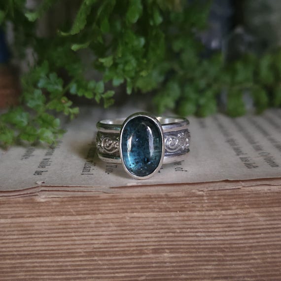 Teal Kyanite Ring | Size 7 | Fantasy Jewelry | Sterling Silver | Artisan Handmade |