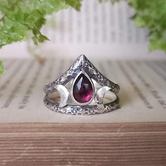 Triple Moon Garnet Ring | Size 10.5 | Sterling Silver | Witchy Ring | Artisan-Handcrafted Jewelry | Gemstone Ring | Fantasy Ring