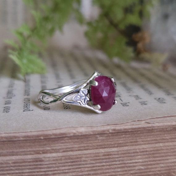 Ruby Ring | Size 6.5 | Sterling Silver | Ivy Leaf Ring | Fantasy Jewelry | Artisan Handcrafted | Women's Rings |