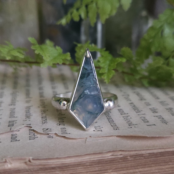 Moss Agate Ring | Size 7.5 | Sterling Silver | Artisan Handcrafted | Fantasy Jewelry |