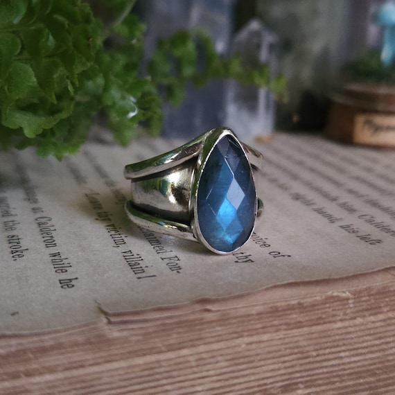 Blue Labradorite Ring | Fits Like A Size 7 - 7.25 | Sterling Silver | Artisan Handcrafted