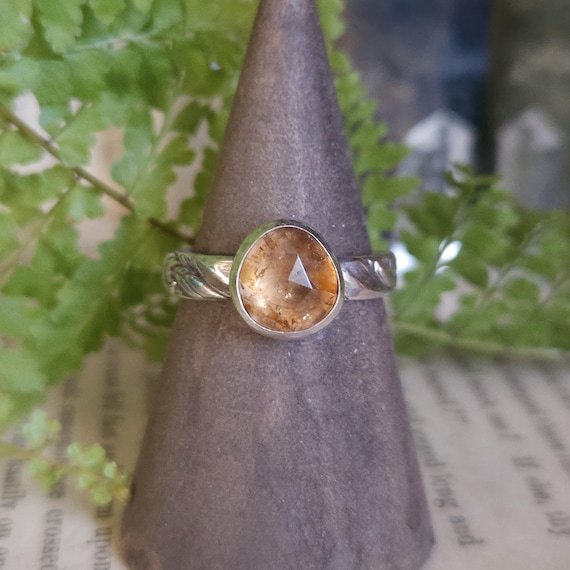 Imperial Topaz Ring | Size 8 | Sterling Silver | Artisan Handcrafted Jewelry | Floral Band Pattern |