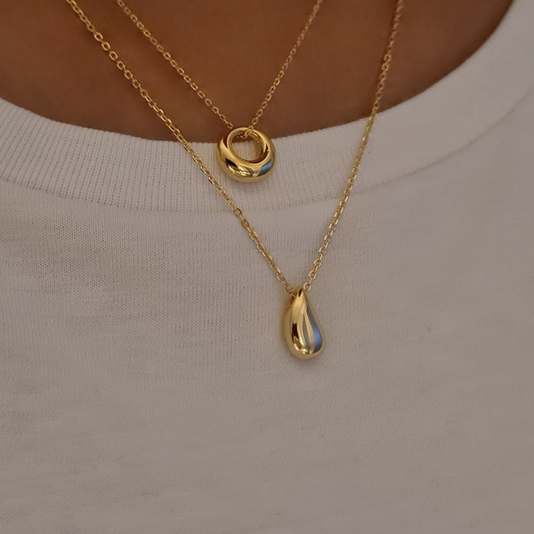 Collier en forme de larme, collier en goutte d'eau, collier minimaliste, collier de gouttelettes, collier délicat, cadeaux pour elle
