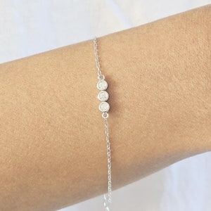 Solitaire diamond bracelet, diamond bezel bracelet, dainty silver bracelet, minimalist bracelet, gift for her, bridesmaids gift
