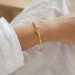 Gold Knot Bangle, Waterproof Bridesmaid Gift, Stackable Minimalist Bracelet, Non Tarnish Jewelry, Gift for Her, Friendship Bangle