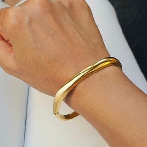 Square Gold Bangle Bracelet | Minimalist Gold Plated Bangle | Stacking Bangle | Stainless Steel, Hypoallergenic & Waterproof Jewelry