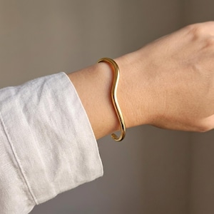 Wave cuff bangle gold, waterproof & non tarnish jewelry, stacking bangle, thin bangle, unique gifts for her, minimalist jewelry