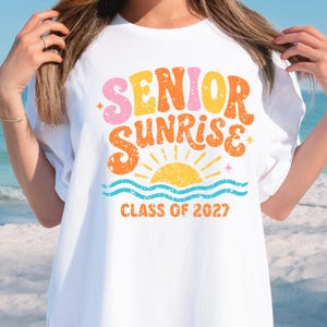 etro groovy senior sunrise 2027 PNG SVG digital download, bubbly pink orange yellow lettering with sun and teal waves, class of 2027 sublimation shirt design instant download