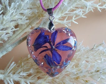 Real purple and blue flowers necklace, big heart floral terrarium cabochon pendant, epoxy resin jewelry, handmade, gift for woman, birthday