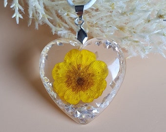 Real yellow buttercup necklace, big heart floral terrarium cabochon pendant, epoxy resin jewelry, handmade, dried flower, gift for woman