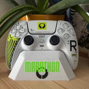 Support Manette PS5 Personnalisable avec LED - thème mara thon - Accessoire Gaming Design - Choix Couleurs et Gravure Personnalisée