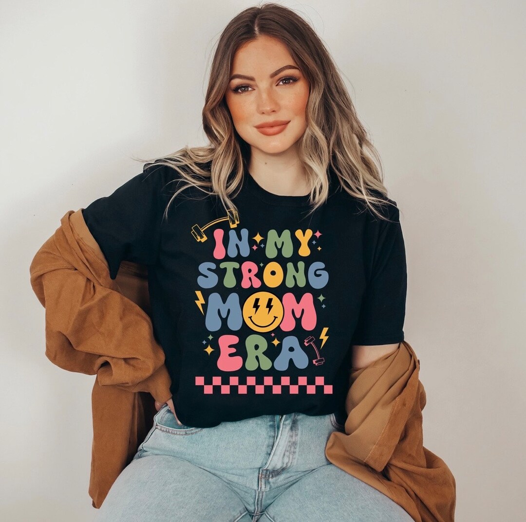 Strongest Women Are CHD Moms T Shirt main image 0