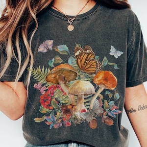 Comfort colors Cottagecore mushroom shirt, vintage botanical tee, witchy clothing, mushroomcore gift, fern shirt, Whimsigoth floral tshirt