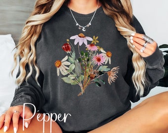 Rustic Wildflower Comfort Colors Long sleeve shirt, vintage Botanical shirt, Cottagecore clothing, cozy long sleeve flowers tee, mom gifts