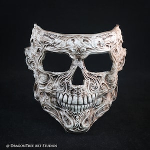 Wearable &quot;Victorian Skull&quot; Human Skull Mask - Bone White