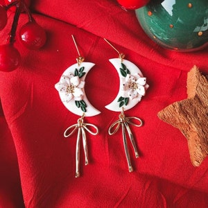 CHRISTMAS CLAY EARRINGS | Christmas Dangle Earrings | White Christmas Earrings  | Boho Earrings | Poinsettia Earrings | Festive Earrings