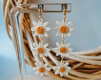 DAISY DANGLE EARRINGS | White Daisy Statement Earrings | Daisy Flower Earrings | Daisy Drop Earrings