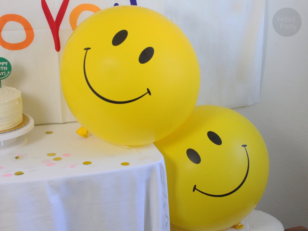 LARGE 36inch Smiley Face Balloon Happy Face Balloon Yellow Big Balloon