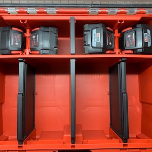Milwaukee Deep Packout battery holder (2 battery)