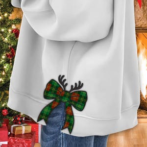 Plaid Bow Reindeer Christmas Embroidery File, Side Bow Applique Sweatshirt Embroidery Design, Holiday Bow Embroider File 6 Sizes Download