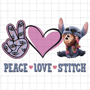 Peace Love Stitch png, blauw shirt met alienpersonage png, blauwe cartoonfilm png, beste dag ooit, magisch koninkrijk, familievakantie, vakantiemodus