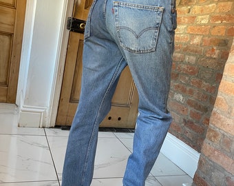 Taille 31 jambe 31 90 Made in UK 1993 501 Levi Jeans bleu délavé vintage levi Jeans Levi Jeans jambe droite D75