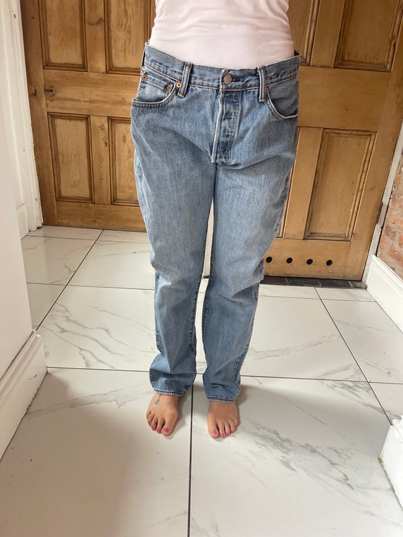 Waist 32 Leg 29.5 00's Y2K 501 Levi Jeans Vintage Faded Blue Light Wash Levi  Jeans Straight Leg H41 - Etsy