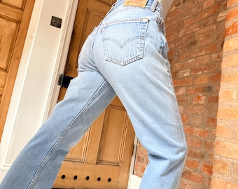 90’s   vintage   faded blue light   wash   Made in UK 501 Levi  jeans   W29  L30