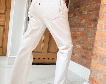 90’s   vintage  Ecru / light cream    wash   501 Levi  jeans   W31       L30