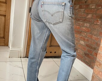 Taille 29 jambe 29 90 Made in UK 1997 501 Levi Jeans vintage bleu délavé délavé clair Levi Jeans jambe droite E42