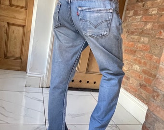 Waist 32  leg 28.5 Made in UK   90’s  501 Levi  Jeans Vintage  faded blue light to mid  wash  levi Jeans Straight legs F29