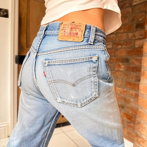 Waist 25 Leg 32 90s 501 Levi Jeans Vintage Faded Blue Mid Wash