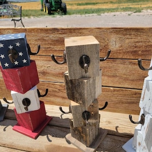 Farmhouse Mug Tree - Reclaimed Wood Cup Holder - 18 Color Choices - Mug Stand with cast iron hooks and base - Coffee and tea cup hanger rack