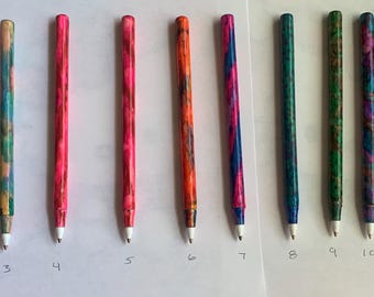 Unieke kleurrijke harspennen met 2 pennen voor 5 dollar plus 2 zwarte inktvullingen.