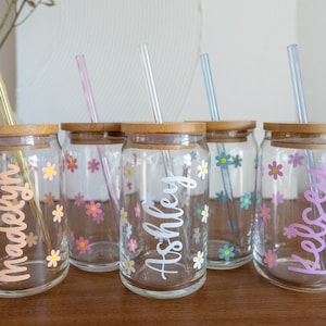 Personalized Iced Coffee Cup with Lid & Straw, Daisy Beer Can Glass, Danish Pastel Floral Tumbler, Custom Bridesmaid Gift, Mothers Day Gift