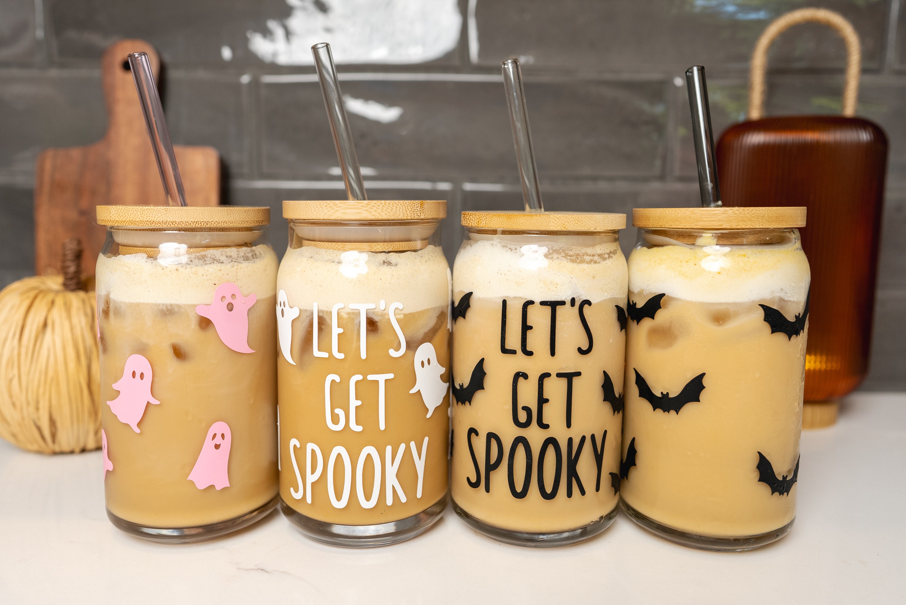 Coolife Ghost Halloween Cup, 16 Oz Can Shaped Tumbler Glass Cups W/Bamboo Lids  Straws - Spooky Iced Coffee Cup, Smoothie Cup, Cute Halloween Gifts Fo