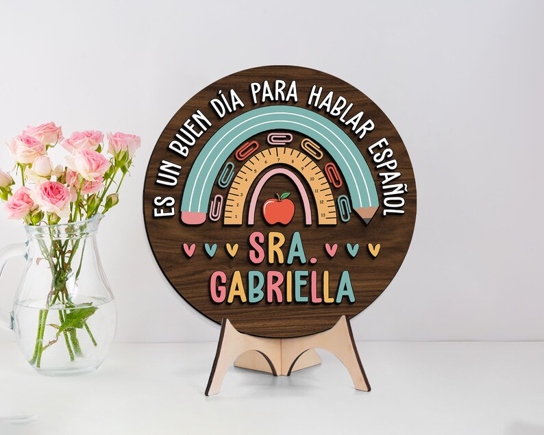 Personalized Spanish Teacher Door Hanger, Back to School Gift 24"x24"+ stand