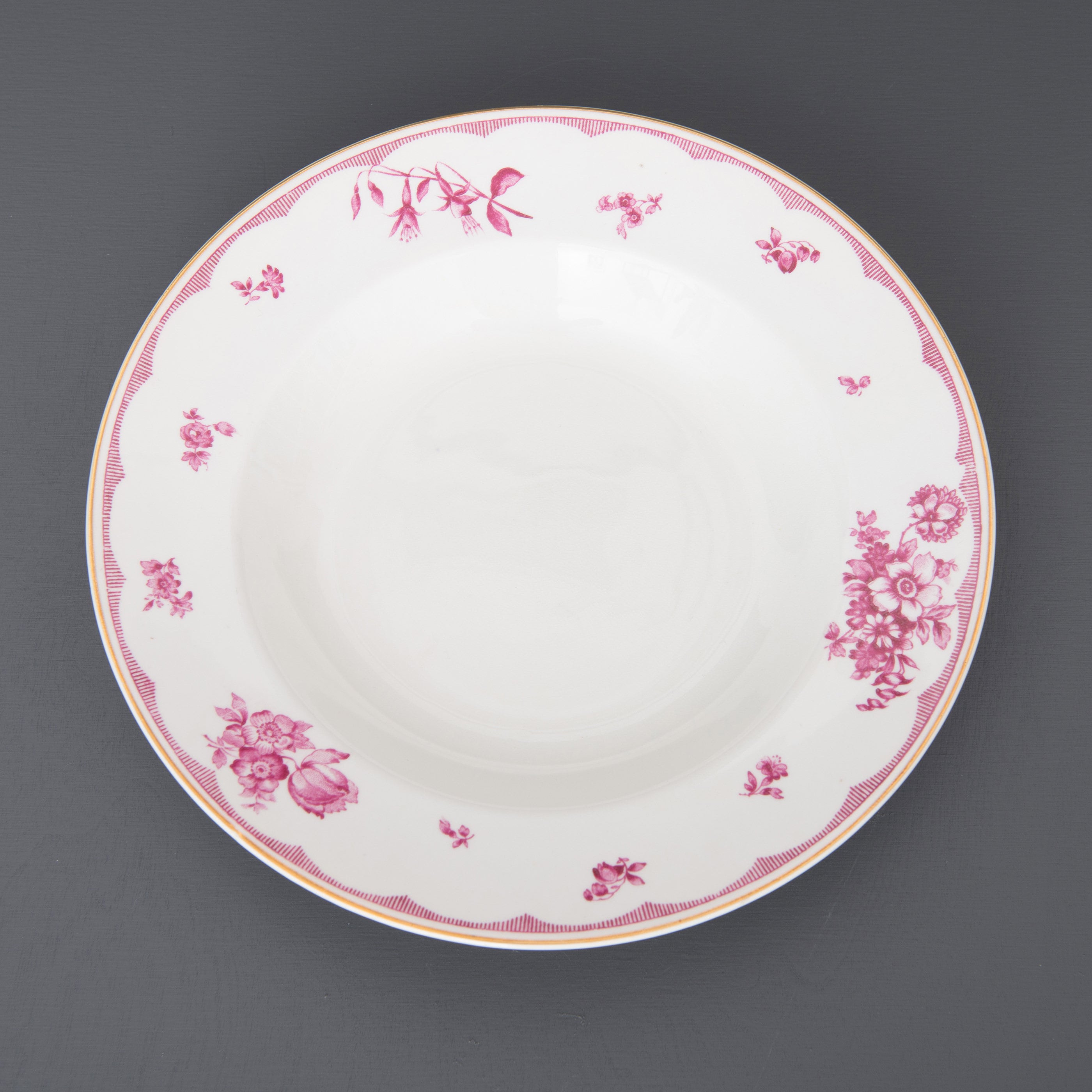 Fuchsia Dinnerware