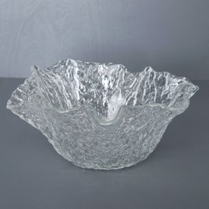 Scandinavian Vintage Glass Bowl from Pukeberg Glassworks of Sweden. 1970s Vintage in Mint Condition with Label. Designer Uno Westerberg